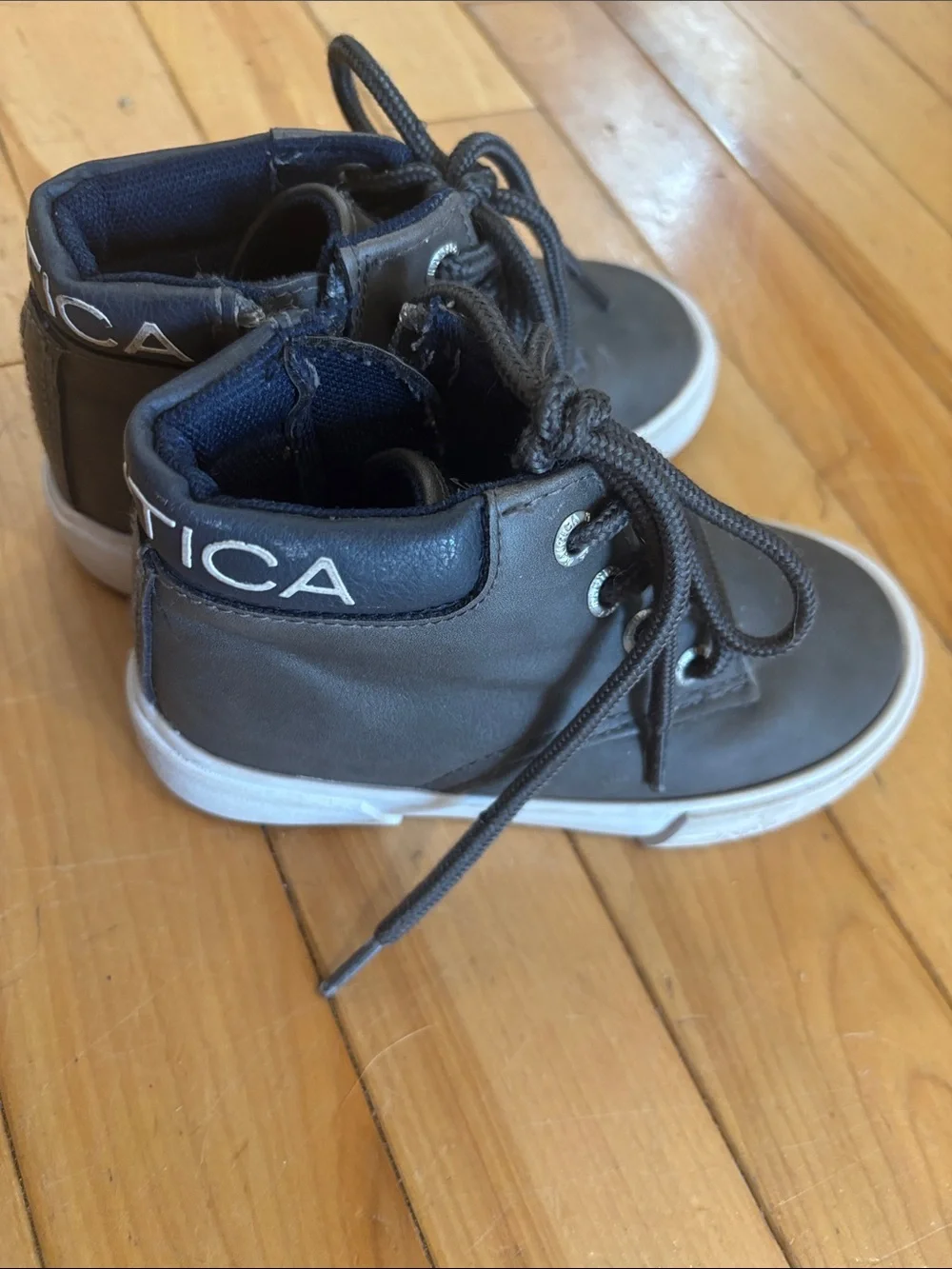 Nautica Kids Gray High-Top Sneakers with White Soles